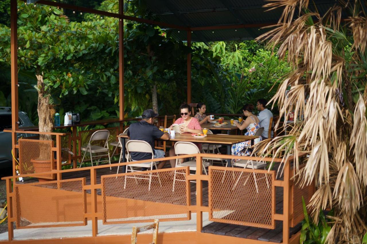 Cabanas Del Rio Aparthotel La Fortuna Exterior photo